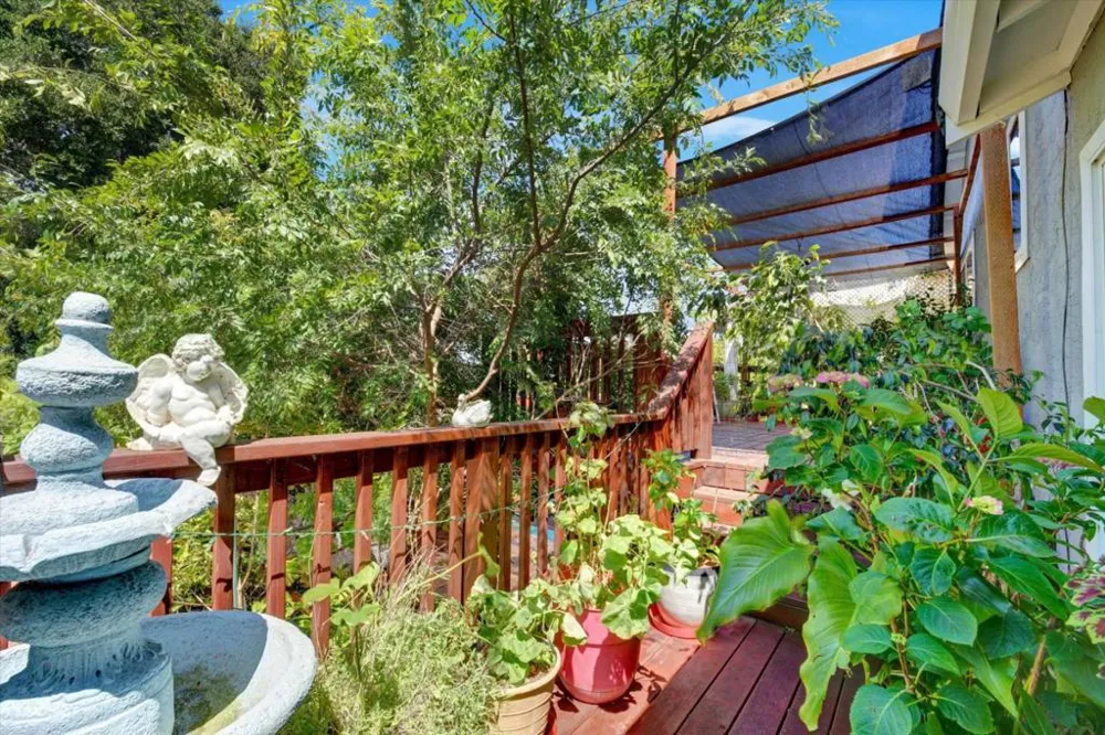 22505 Ralston Place Castro Valley, CA 94541