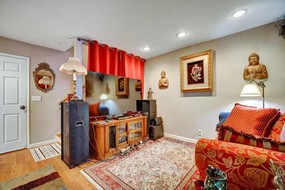 22505 Ralston Place Castro Valley, CA 94541