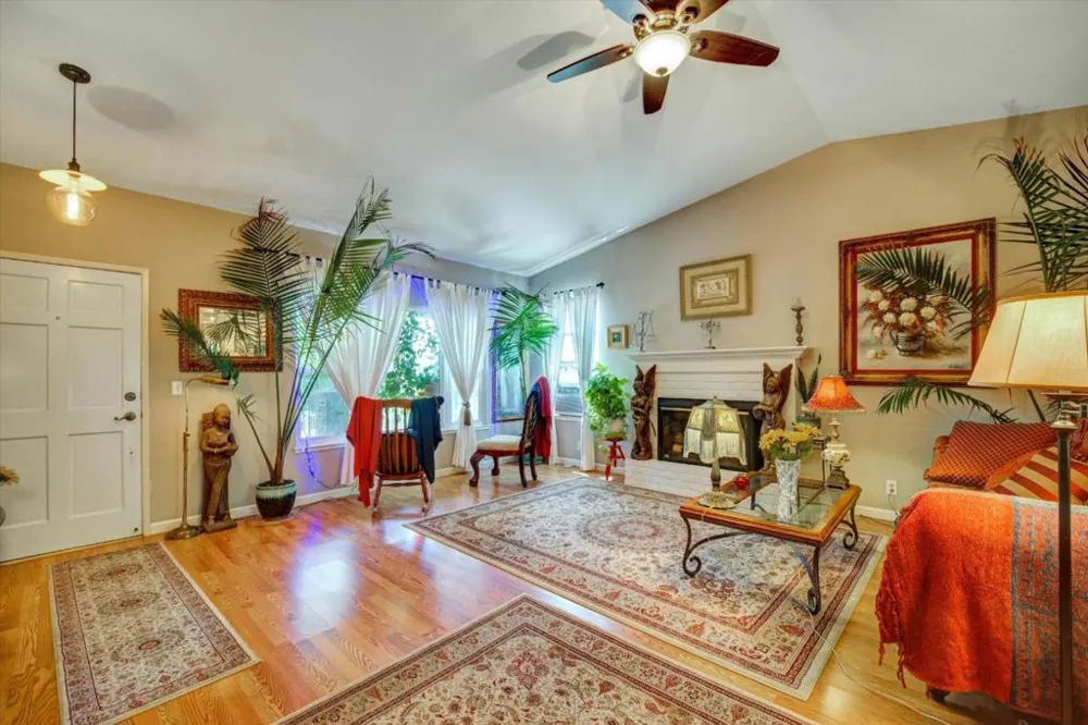 22505 Ralston Place Castro Valley, CA 94541