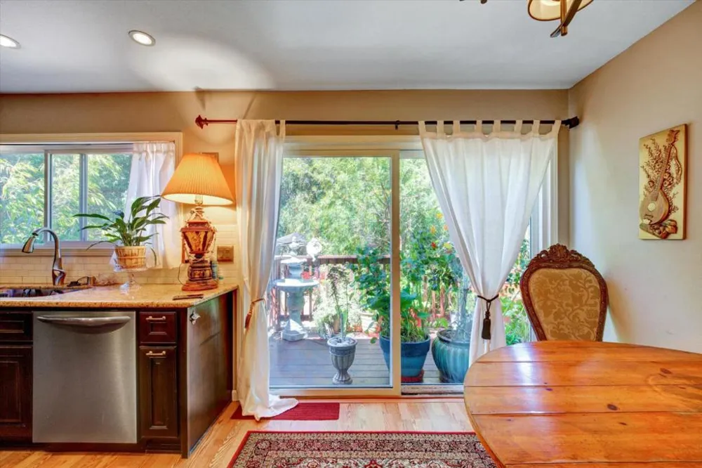 22505 Ralston Place Castro Valley, CA 94541