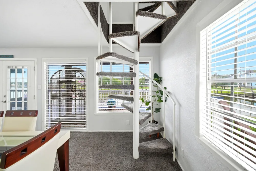 22 Tindel Street Kemah, TX 77565