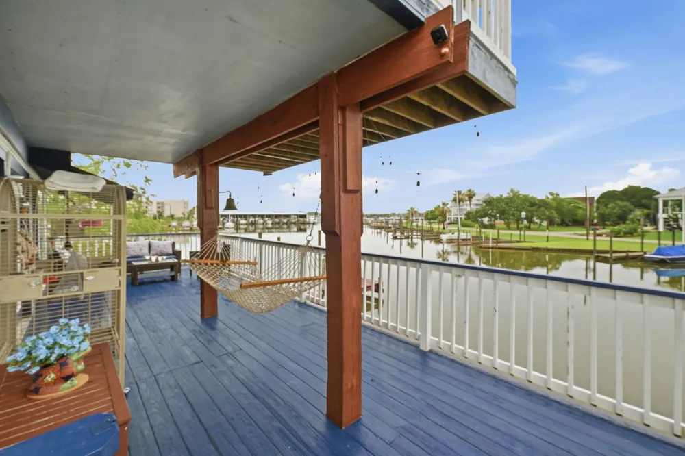 22 Tindel Street Kemah, TX 77565