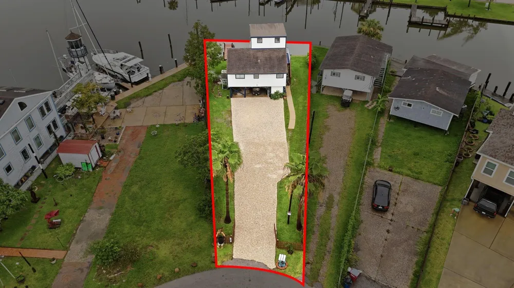 22 Tindel Street Kemah, TX 77565