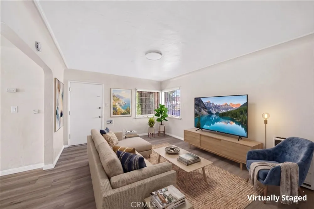 2901 E 65th Long Beach, CA 90805