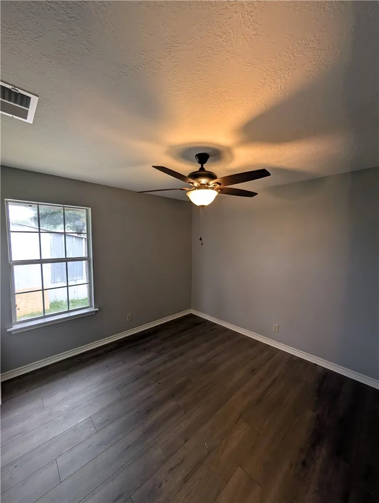 3521 State Highway 105 E Navasota, TX 77868