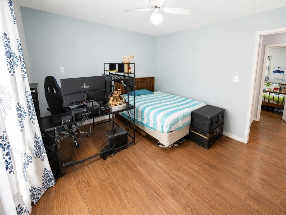 215 Pr 301 Center, TX 75935