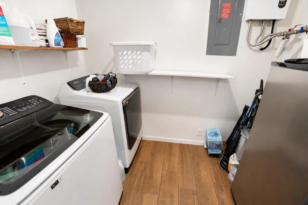 215 Pr 301 Center, TX 75935