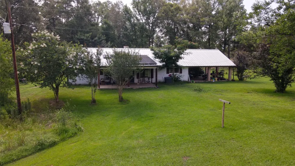 215 Pr 301 Center, TX 75935