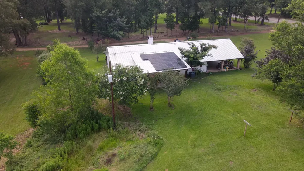 215 Pr 301 Center, TX 75935