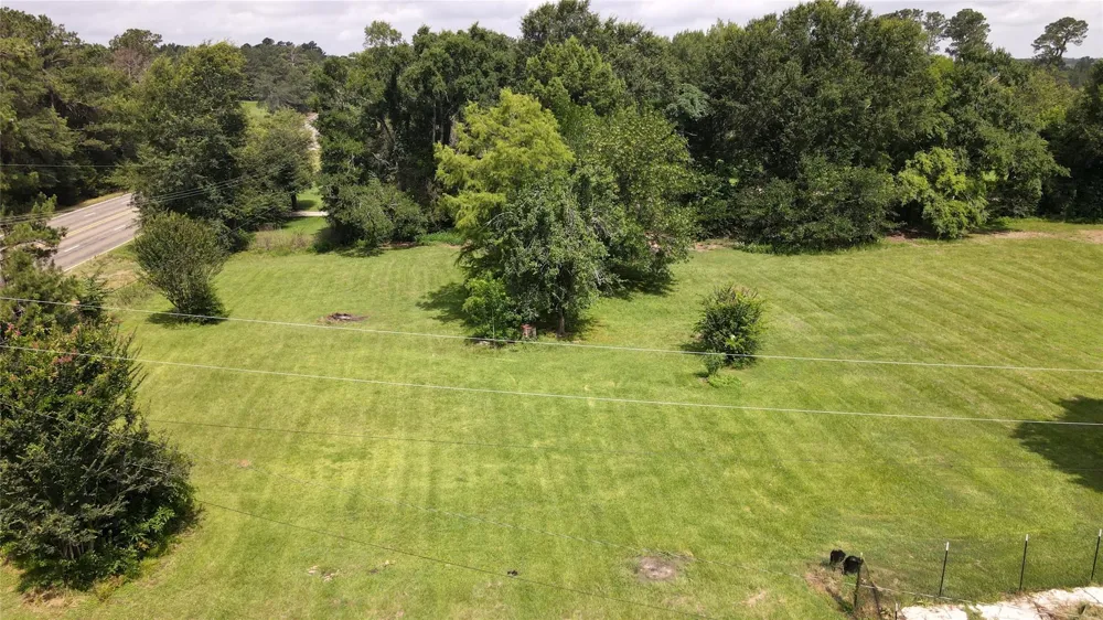 215 Pr 301 Center, TX 75935