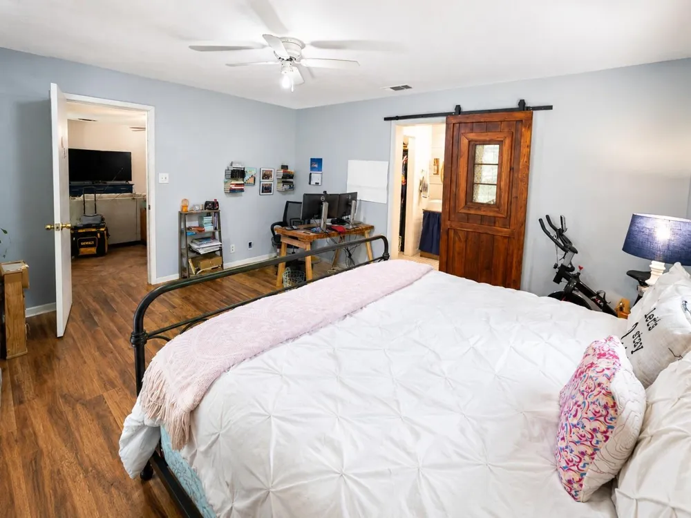 215 Pr 301 Center, TX 75935