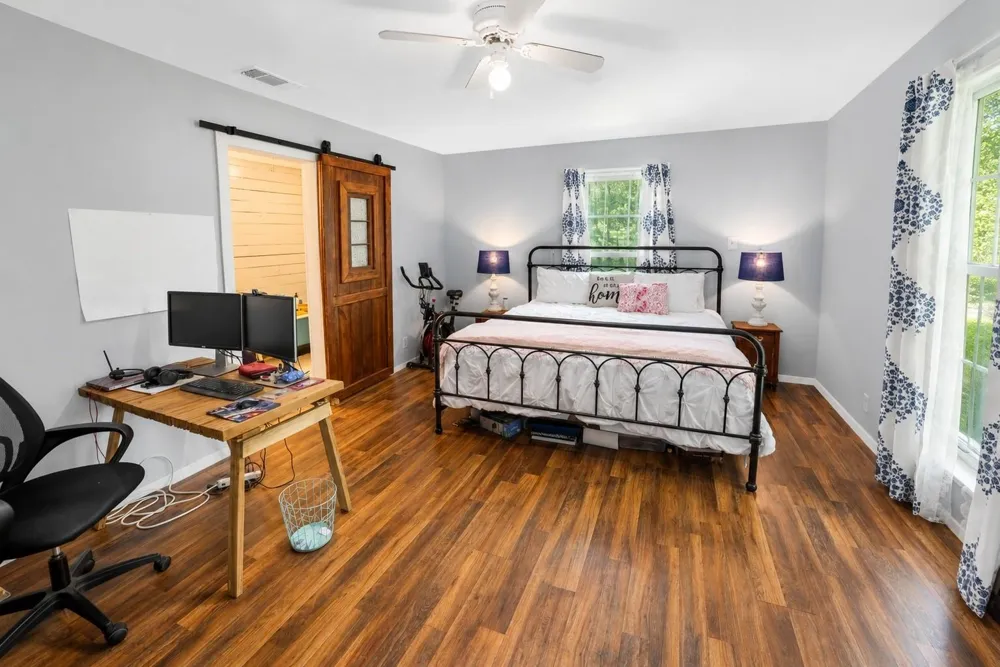 215 Pr 301 Center, TX 75935