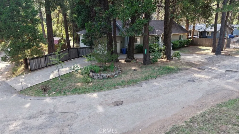 14607 Holmwood Magalia, CA 95954