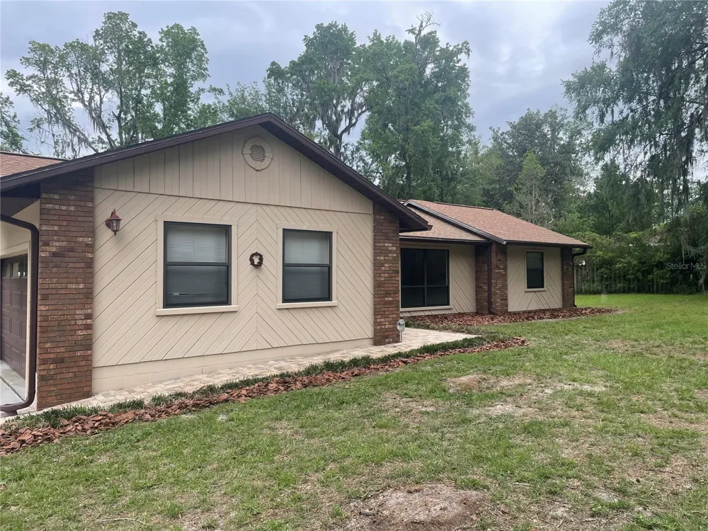 2421 NW 106TH DRIVE Gainesville, FL 32606