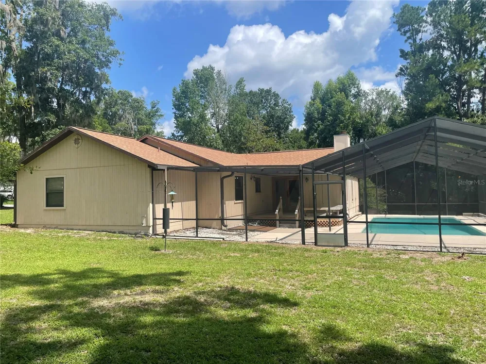 2421 NW 106TH DRIVE Gainesville, FL 32606