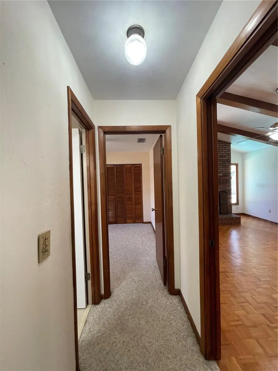 2421 NW 106TH DRIVE Gainesville, FL 32606