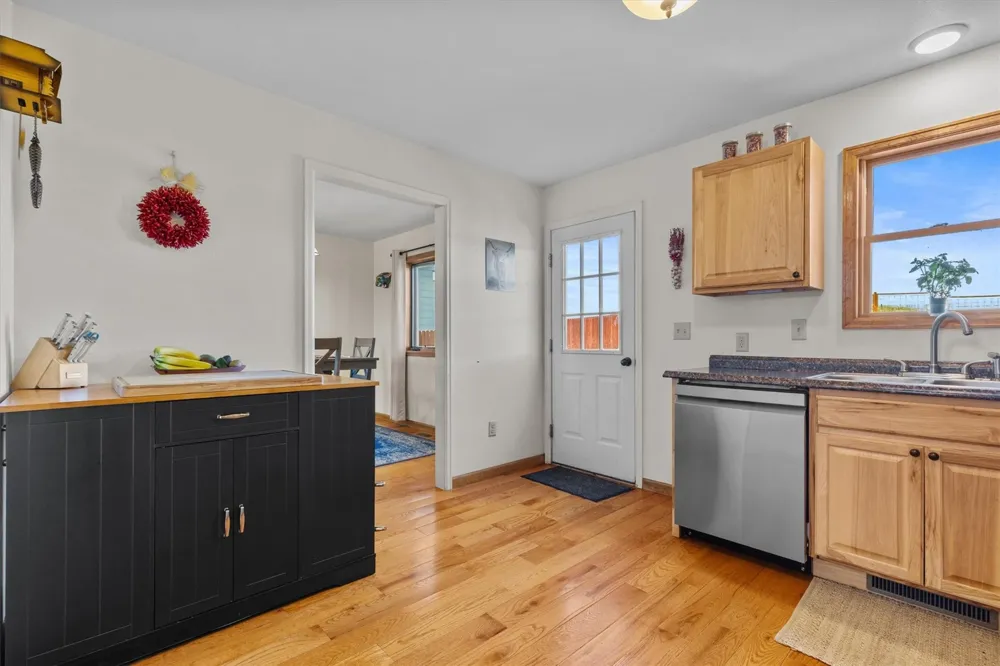 366 Lake View Road Hayden, CO 81639
