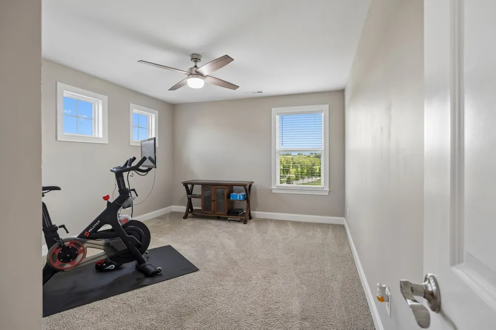5011 High Park Hill Dr Arrington, TN 37014