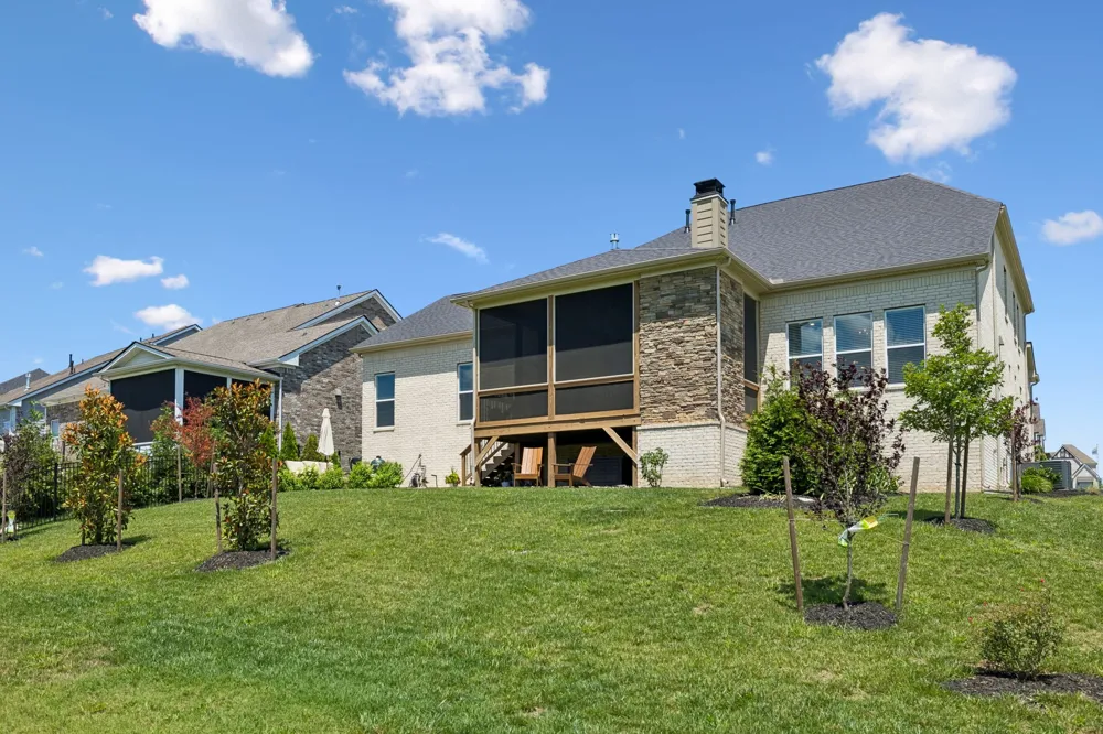 5011 High Park Hill Dr Arrington, TN 37014