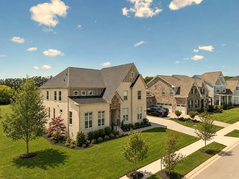 5011 High Park Hill Dr Arrington, TN 37014