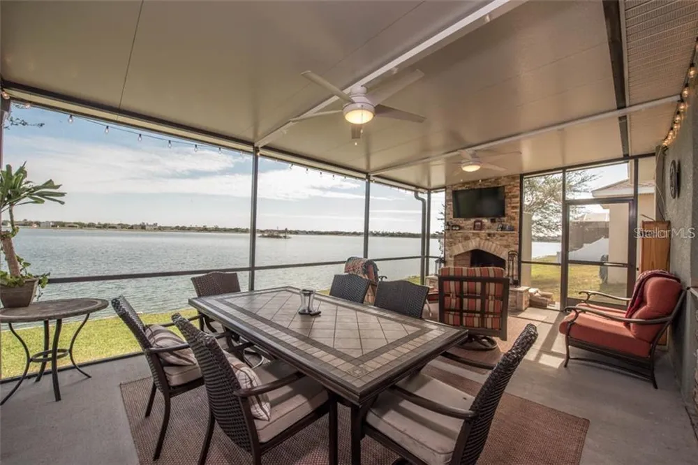 1742 MIRA LAGO CIRCLE Ruskin, FL 33570
