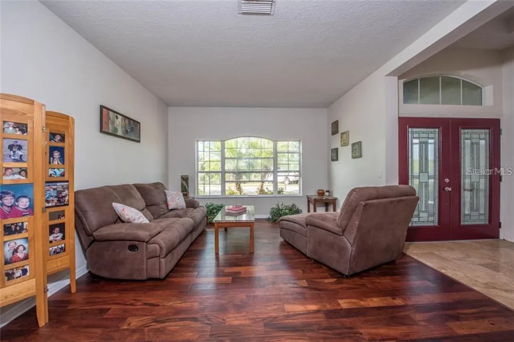 1742 MIRA LAGO CIRCLE Ruskin, FL 33570