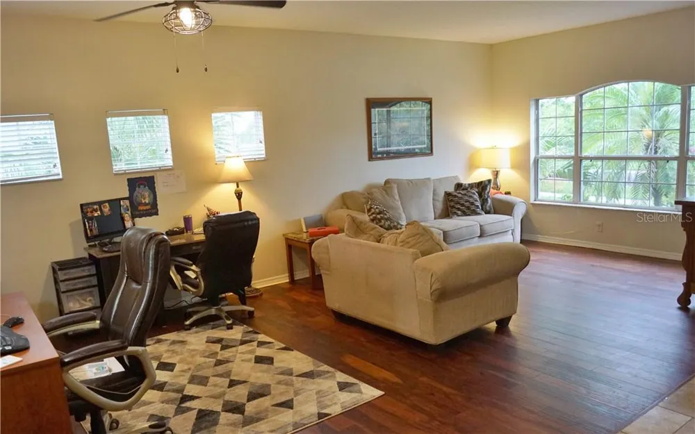1742 MIRA LAGO CIRCLE Ruskin, FL 33570