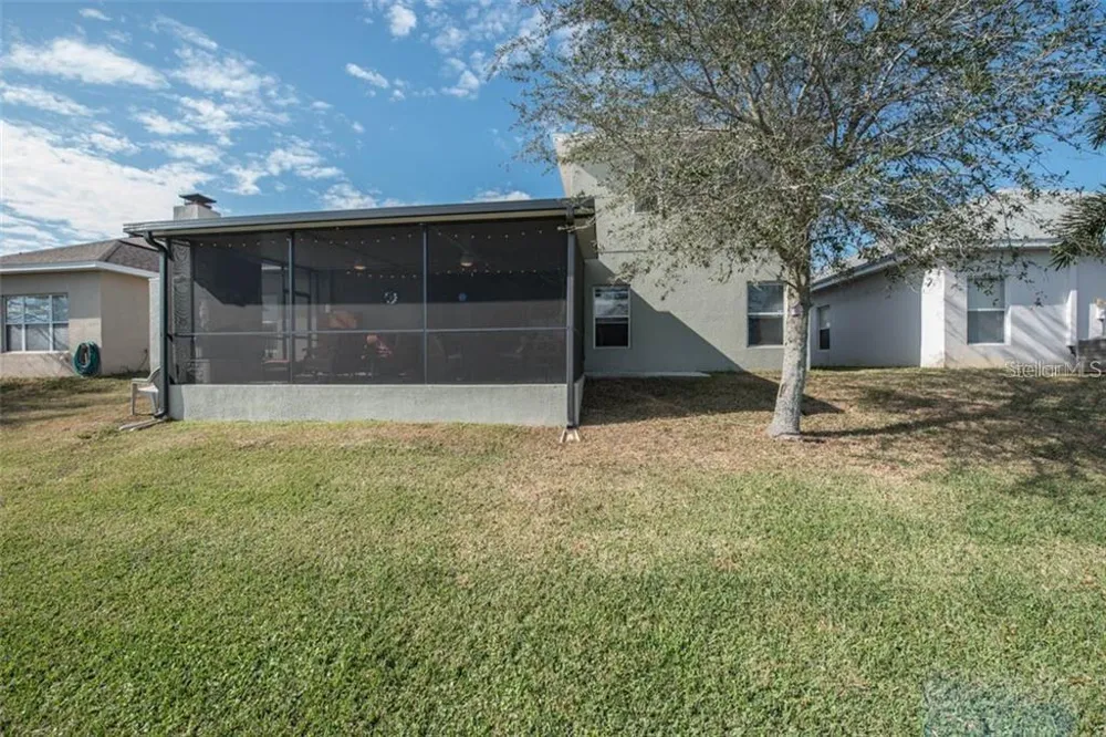 1742 MIRA LAGO CIRCLE Ruskin, FL 33570