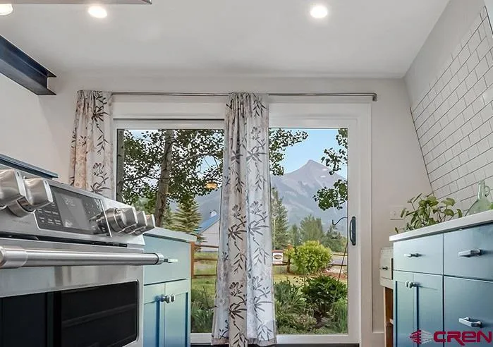 19 Belleview Drive Crested Butte, CO 81225