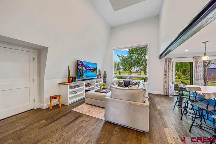 19 Belleview Drive Crested Butte, CO 81225