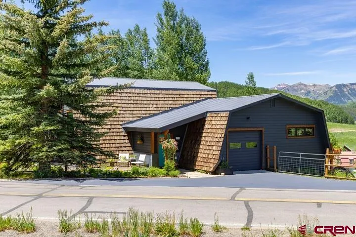 19 Belleview Drive Crested Butte, CO 81225