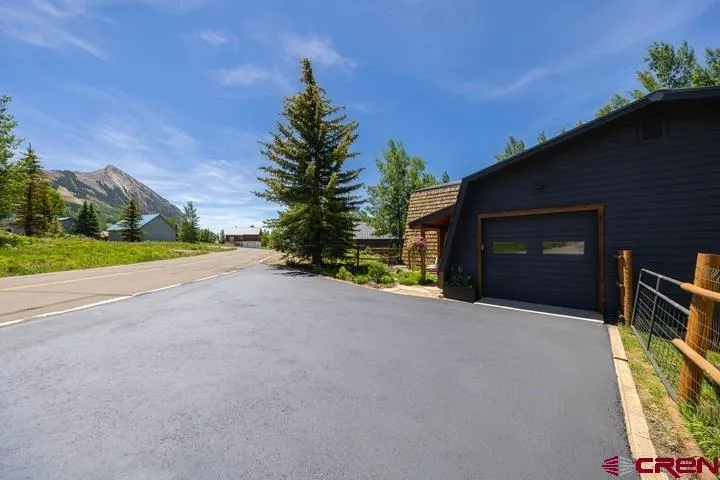 19 Belleview Drive Crested Butte, CO 81225