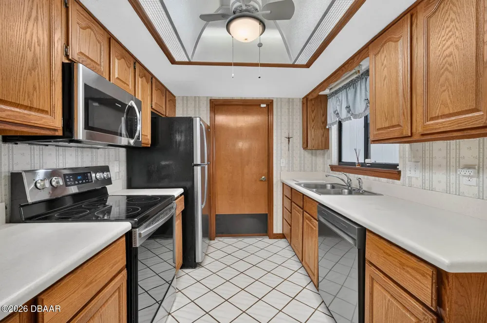 357 Castlewood Lane New Smyrna Beach, FL 32168