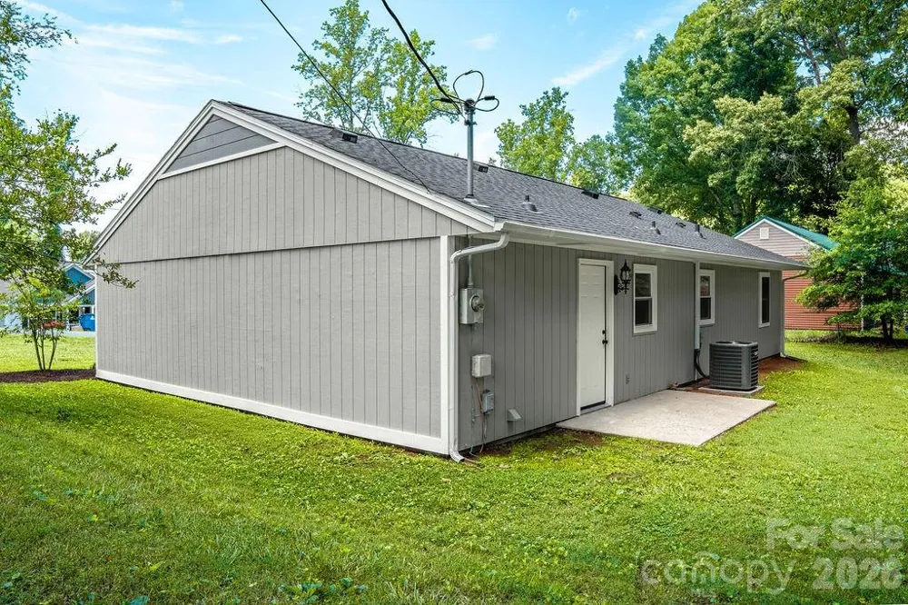138 Oak Hill Drive Forest City, NC 28043