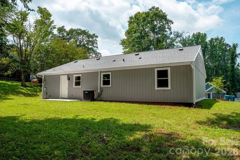 138 Oak Hill Drive Forest City, NC 28043