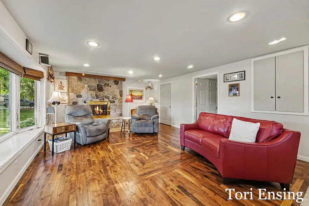13190 16 Mile Road NE Gowen, MI 49326
