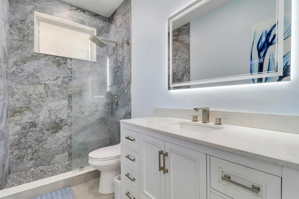 24 Douglas Drive Ocean Ridge, FL 33435