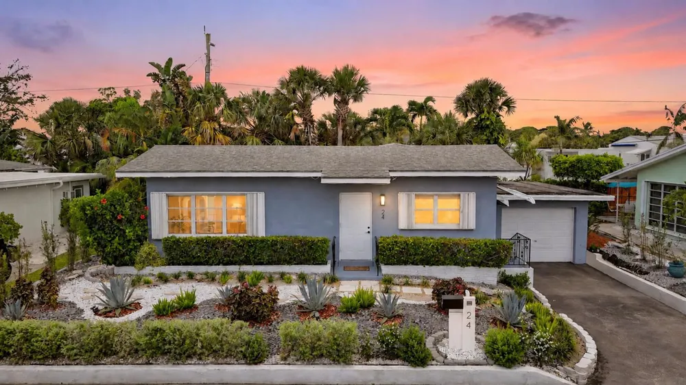 24 Douglas Drive Ocean Ridge, FL 33435