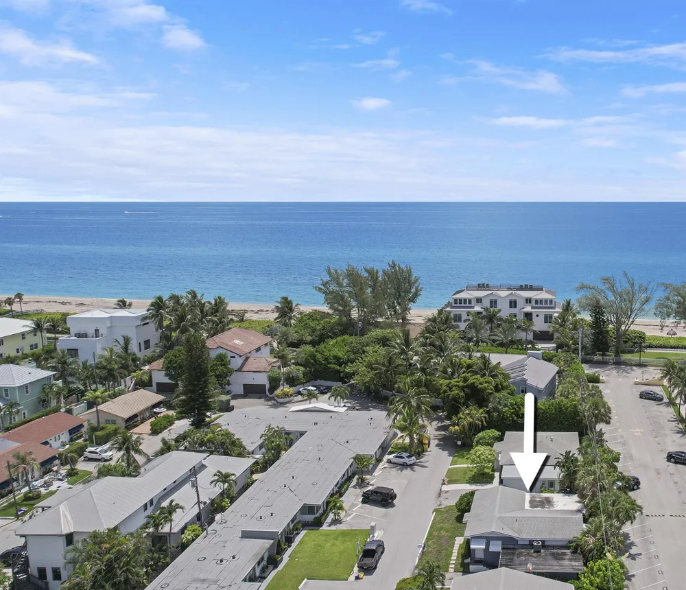 24 Douglas Drive Ocean Ridge, FL 33435