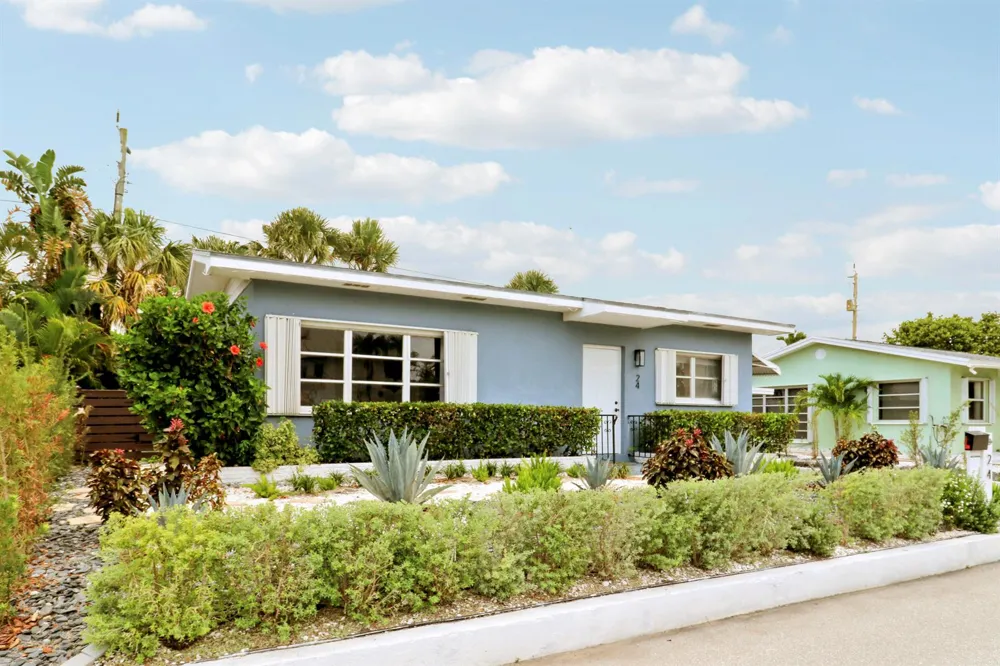 24 Douglas Drive Ocean Ridge, FL 33435