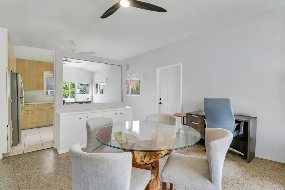 24 Douglas Drive Ocean Ridge, FL 33435