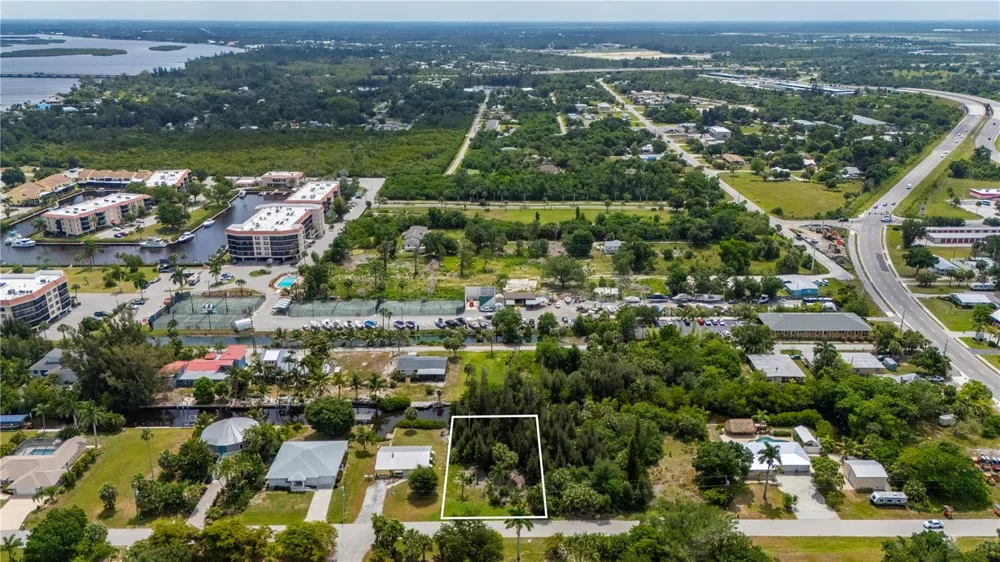 430 KLISPIE DRIVE Punta Gorda, FL 33950