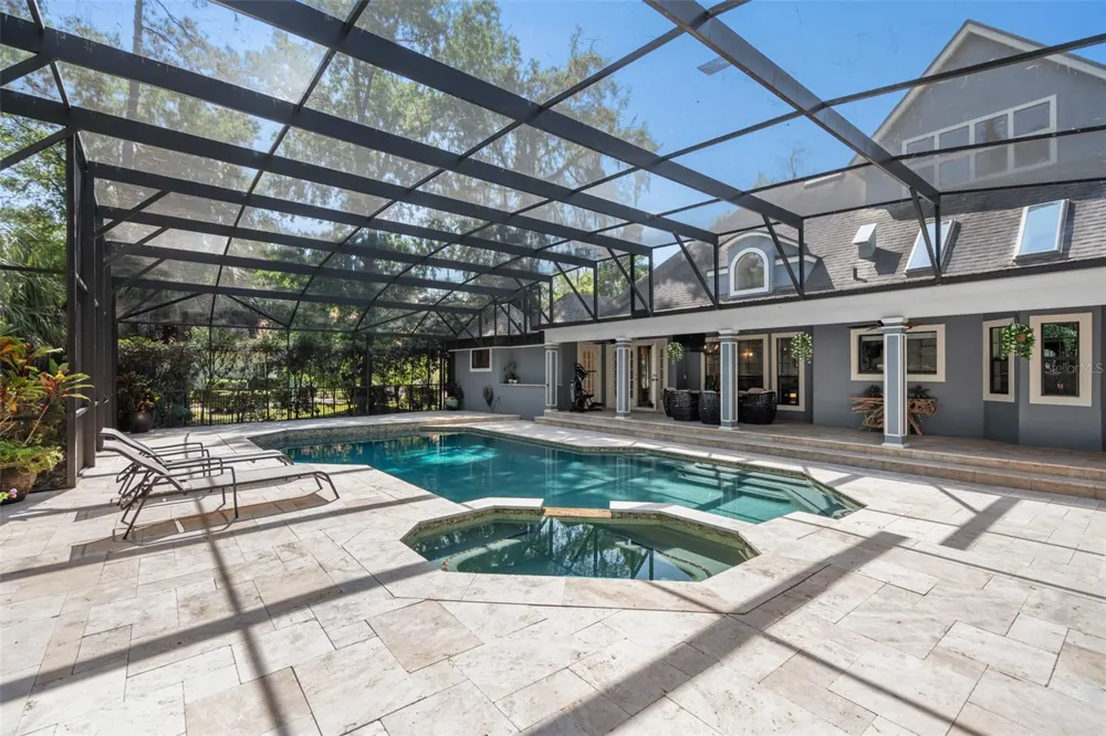 2214 EARLEAF COURT Longwood, FL 32779