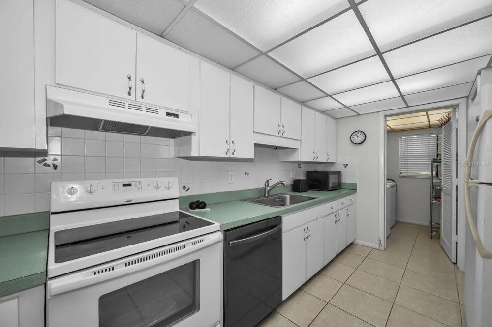 3505 TARPON WOODS BOULEVARD #O-403 Palm Harbor, FL 34685