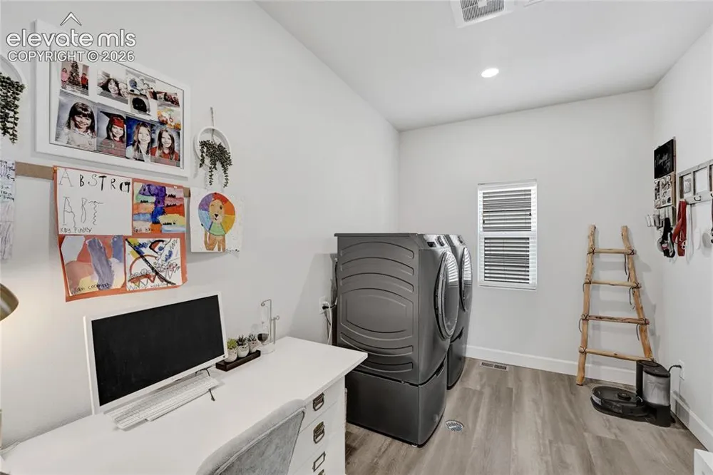 5889 Carrick Lane Colorado Springs, CO 80927