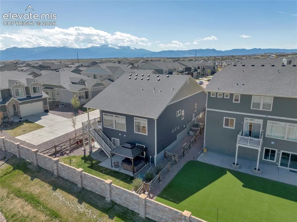 5889 Carrick Lane Colorado Springs, CO 80927
