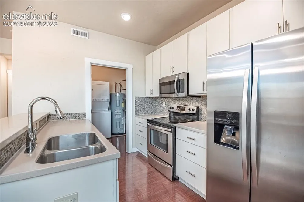 525 E Kiowa Street Colorado Springs, CO 80903