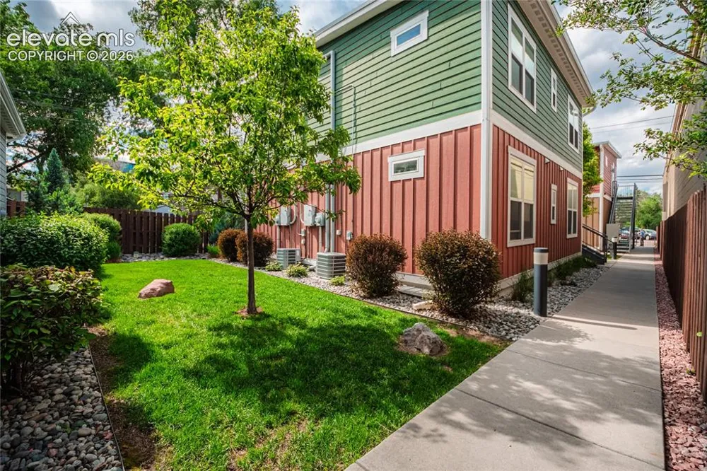 525 E Kiowa Street Colorado Springs, CO 80903