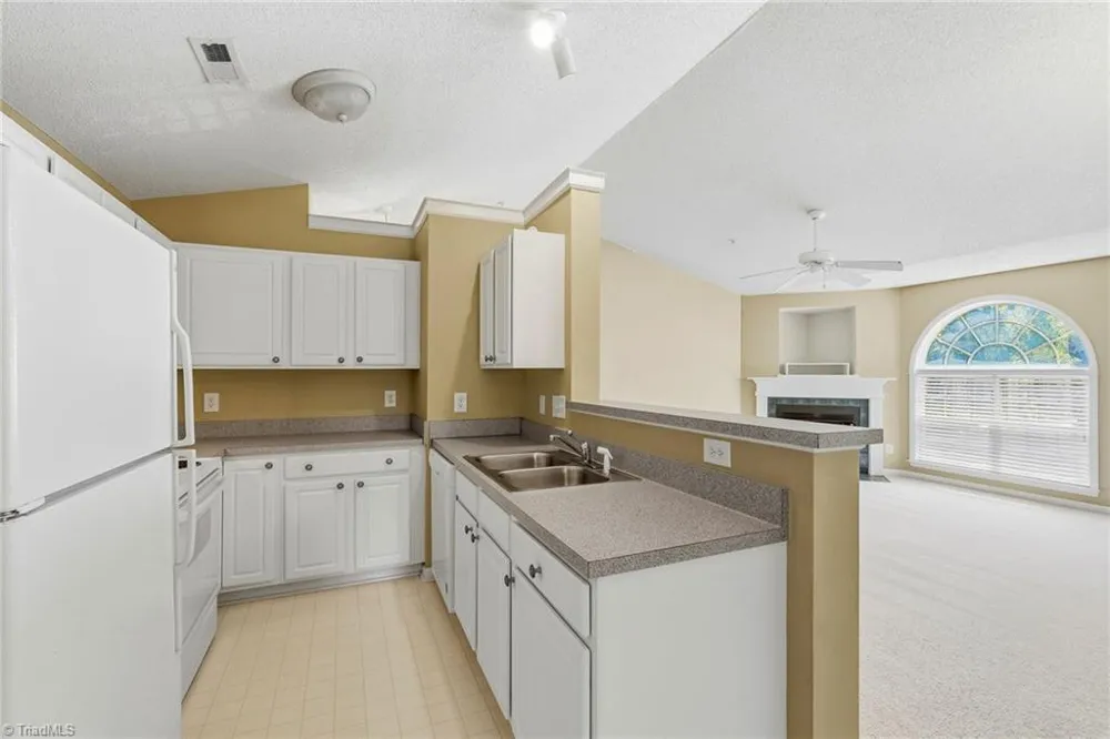 734 Scholastic Court Winston-Salem, NC 27106
