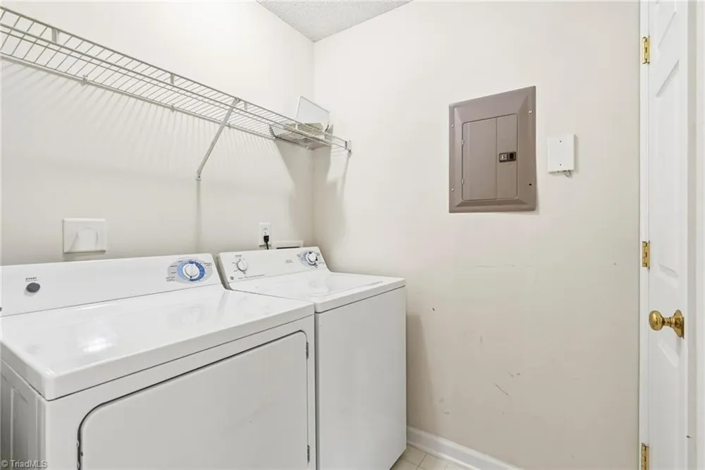 734 Scholastic Court Winston-Salem, NC 27106